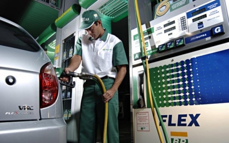 Petrobras reduz preço da gasolina e diesel a partir de sábado