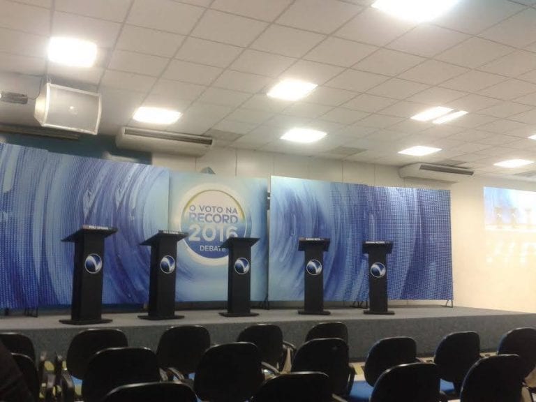 Rede Vitória adota formato dos EUA para debates do segundo turno