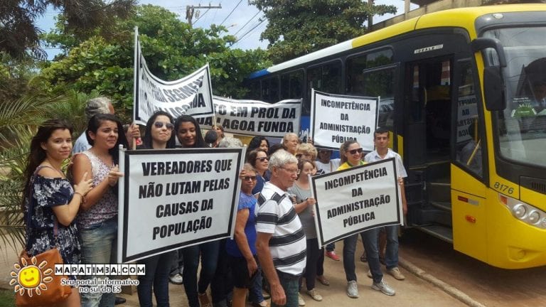 Moradores de Marataízes fazem ‘panelaço’ em frente ao Tribunal de Contas