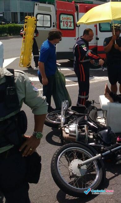 Acidente entre carro e moto deixa pelo menos um ferido em Vitória