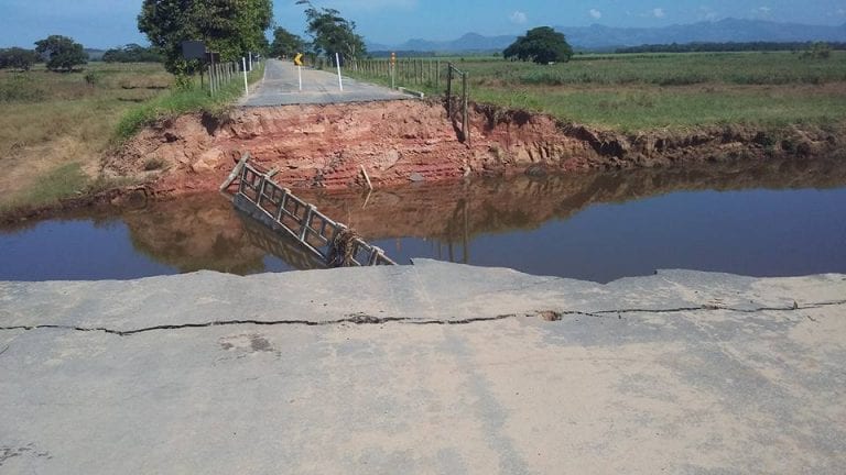 Rodovia terá desvio após desabamento de ponte por causa da chuva em Itapemirim