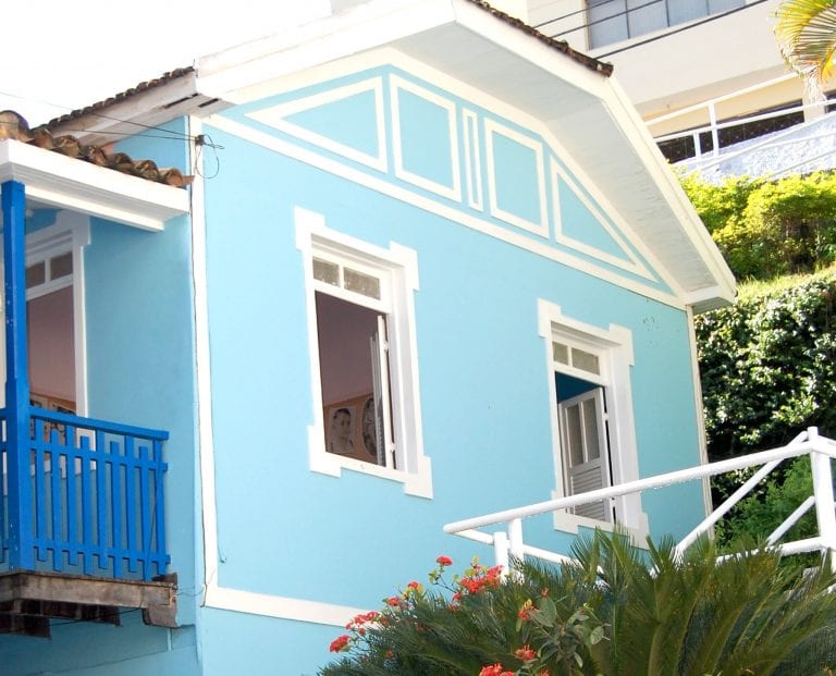 Fãs poderão visitar a Casa de Roberto Carlos em Cachoeiro aos domingos durante as férias