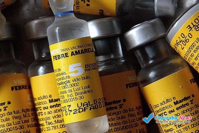 Vacina contra febre amarela está disponível em Itapemirim para quem vai viajar para área de risco