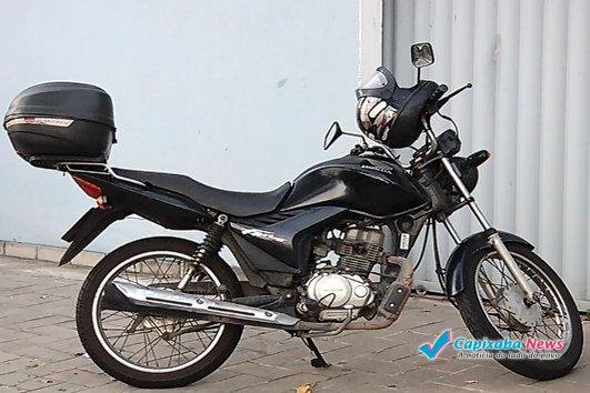 Jovem é apreendido ao roubar moto e sofrer acidente na Praia do Canto