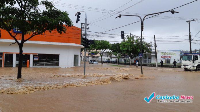 Chuva causa prejuízo de mais de R$ 20 milhões no comércio