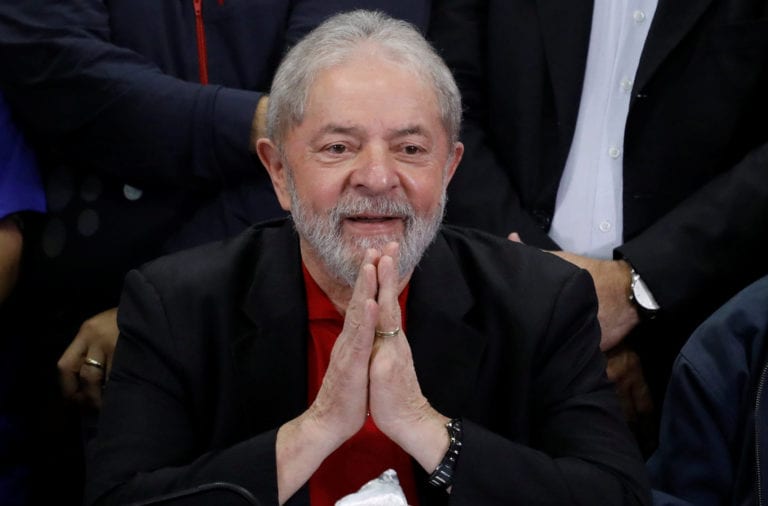 Desembargador manda soltar Lula ainda hoje
