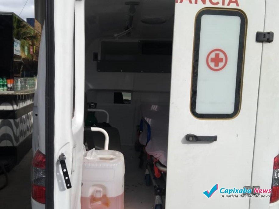 Ambulância de Água Doce do Norte transporta gasolina Ambulância de Água Doce do Norte transporta gasolina