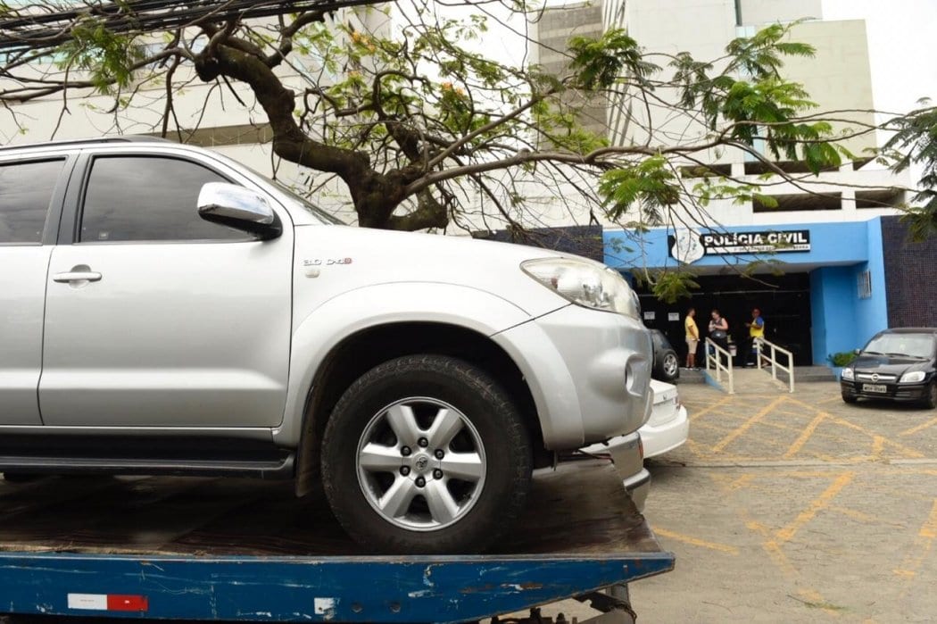 Preso um dos bandidos que roubaram carro de Renato Casagrande Preso um dos bandidos que roubaram carro de Renato Casagrande