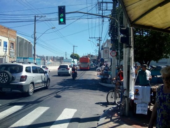 Prefeitura de Guarapari faz teste para acesso de veículos na Rua do Trabalho