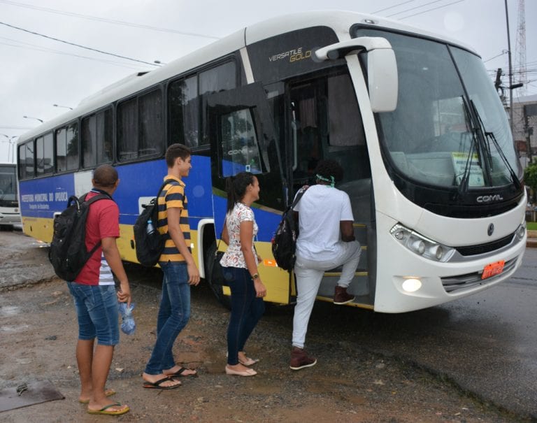 Informe Transporte Universitário em Piúma