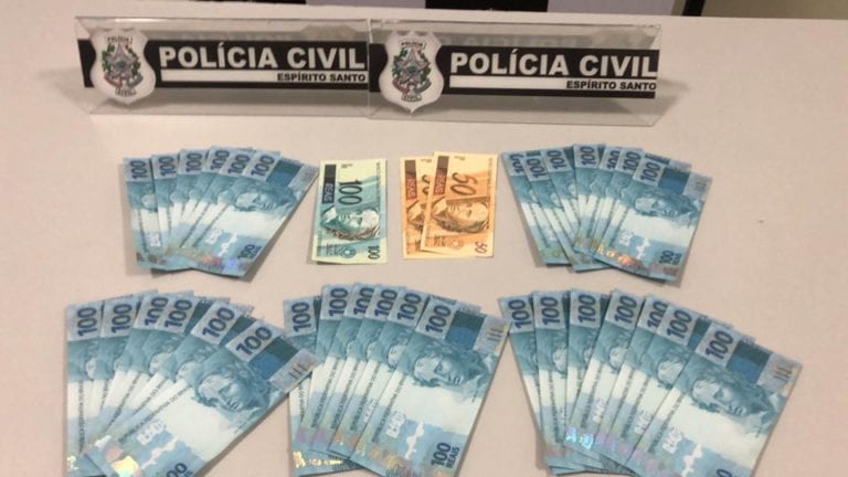 Policiais civis apreendem R$ 10 mil em notas falsas na Serra