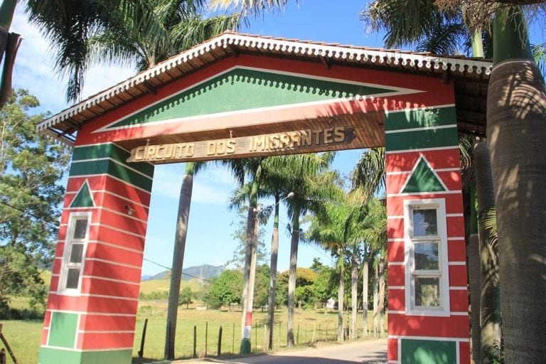 Conheça um cantinho italiano a poucos minutos da praia em Anchieta