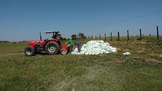 Com calcário e fertilizantes, prefeitura de Kennedy pretende aumentar produção rural