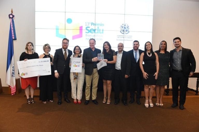 Governo do Estado homenageia vencedores do ‘Prêmio Sedu: Boas Práticas na Educação 2019’