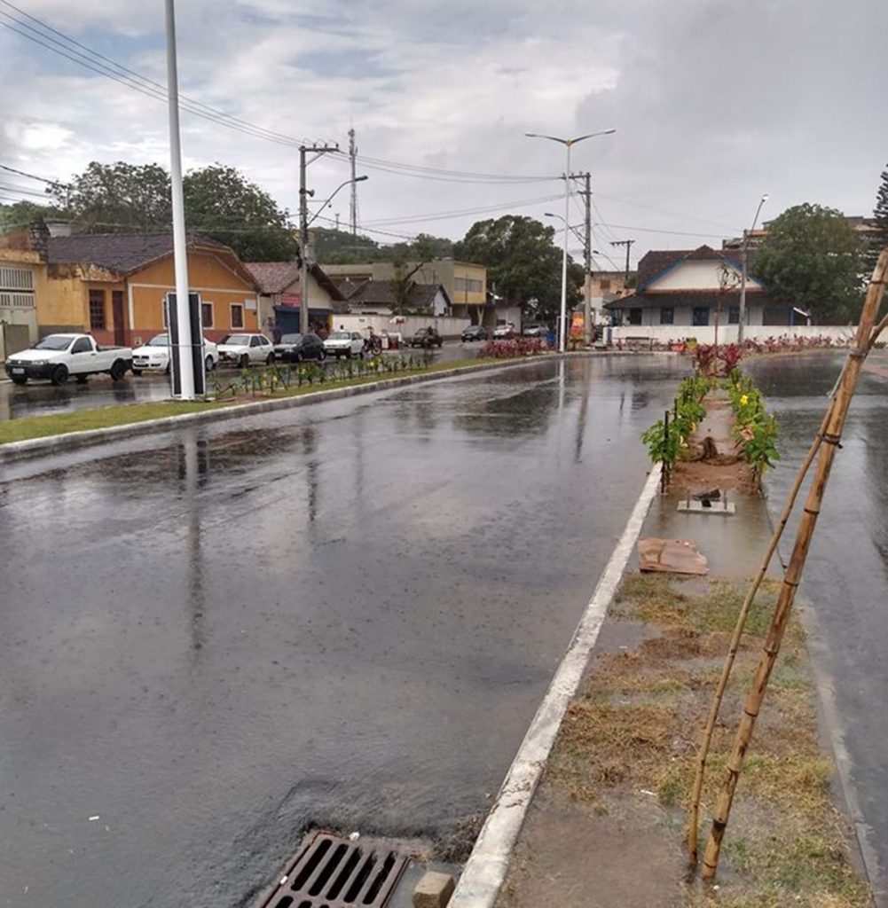 Centro de Marataízes sem alagamento durante chuva