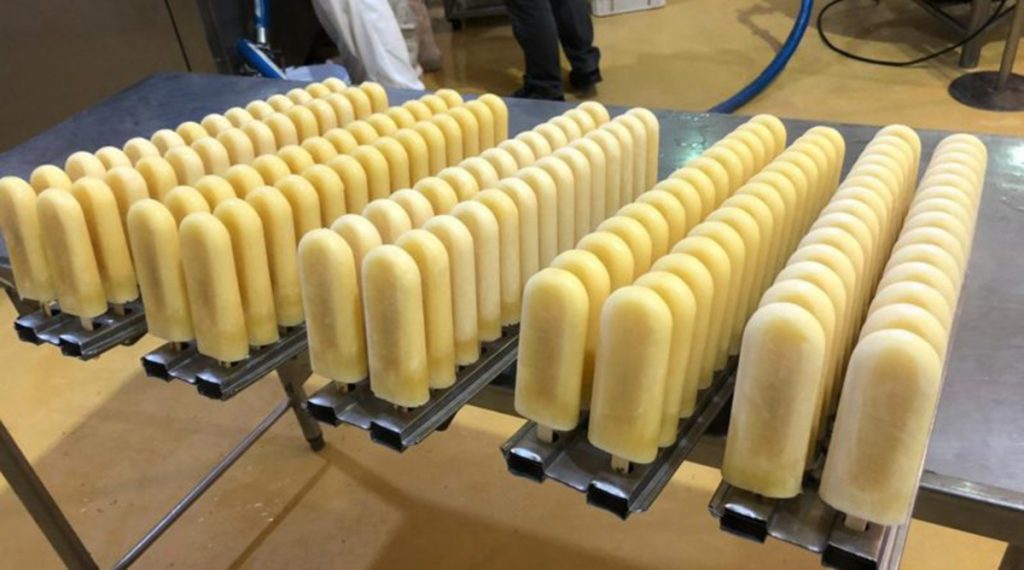 Picolé de cerveja vira aposta para verão e carnaval