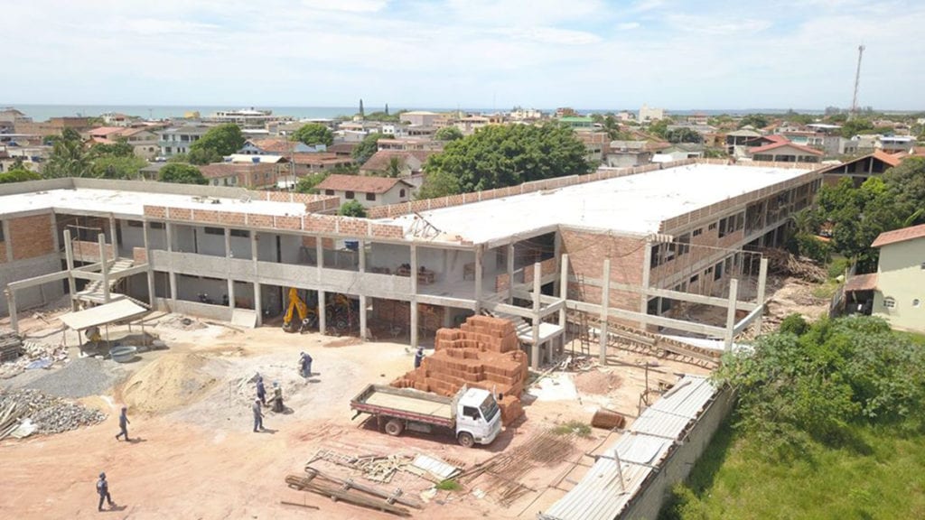 Nova escola Elvira Meale está sendo construída em Itaoca praia