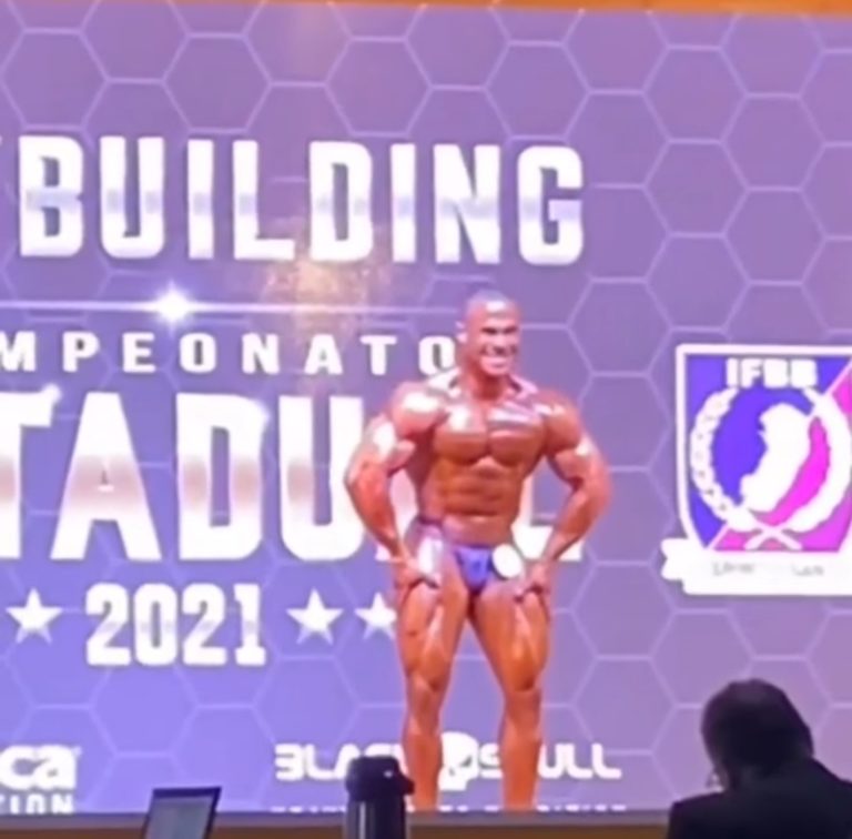 Fisiculturista de Anchieta se prepara para o Campeonato Brasileiro de Bodybuilding e Fitness 2021, em São Paulo