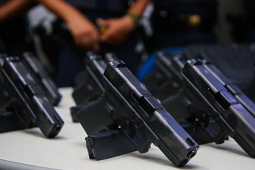GCM de Marataízes recebe armamento cedido pelo Governo Estadual