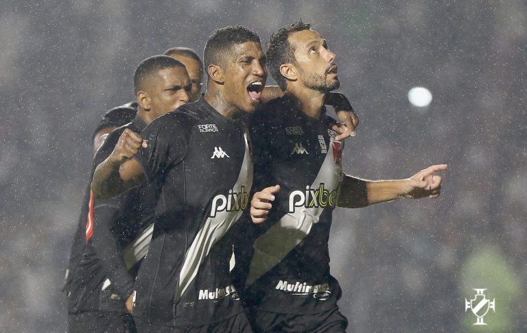 Autor de gol, Nenê exalta vitória do Vasco: ”Resultado importante”