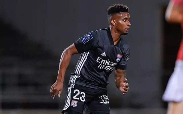 Flamengo volta a tentar a contratação do volante do Lyon