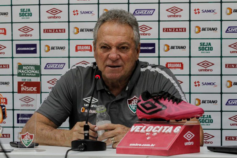 Abel Braga mantém mistério na escalação do Fluminense para clássico contra o Vasco