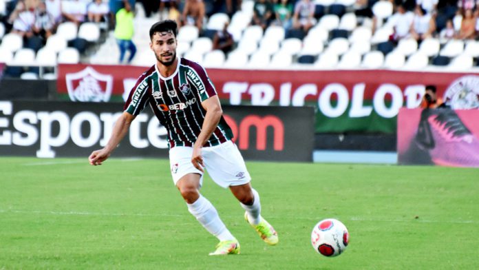 Martinelli exalta bom retrospecto do Fluminense em clássicos