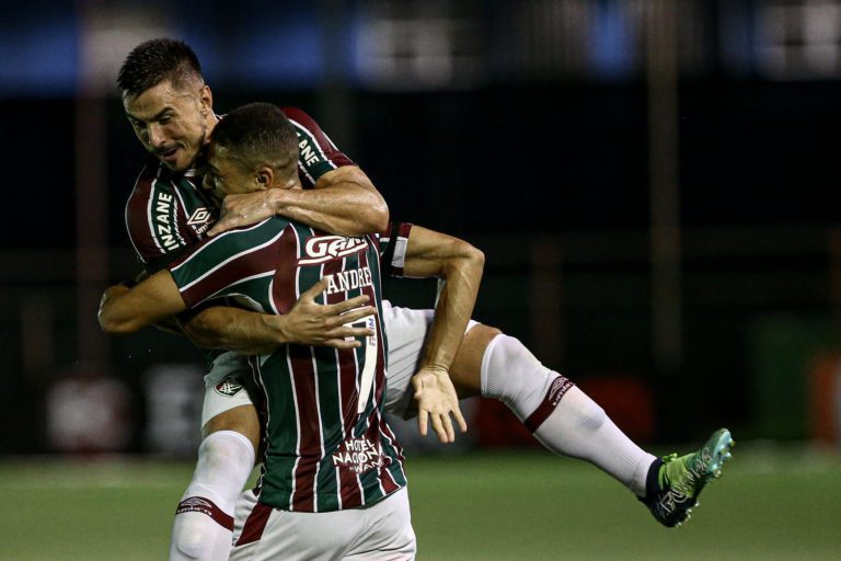 Willian Bigode vê crescimento do Fluminense em vitória: ”Equipe qualificada”