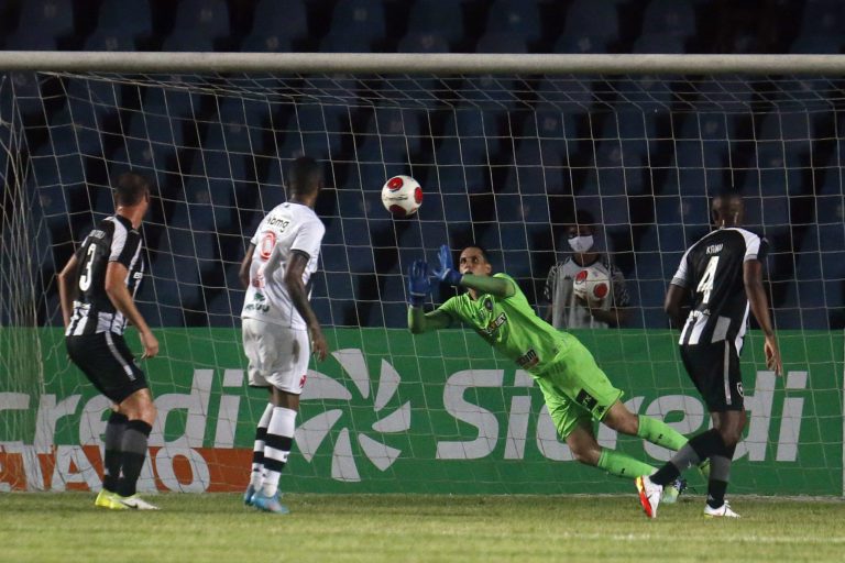 Gatito dedica vitória do Botafogo a Enderson Moreira
