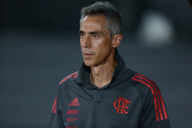 Paulo Sousa elogia atuação do Flamengo diante do Botafogo, mas foca em melhora