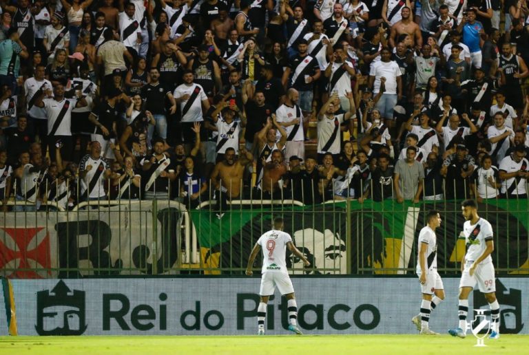 Raniel mostra faro de gol no Vasco e cita “início de ano surpreendente”