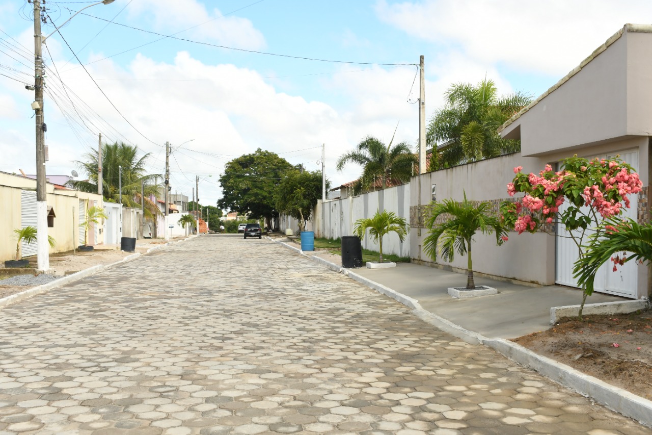 PREFEITURA DE SÃO MATEUS TÁ ON! INAUGURADO CALÇAMENTO NO BAIRRO PARQUE WASHINGTON