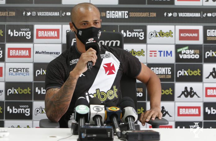 Anderson Conceição prega foco em estreia do Vasco na Copa do Brasil