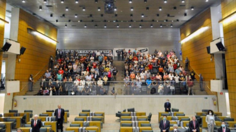 Assembleia Legislativa do Estado de São Paulo aprova reajuste salarial a servidores estaduais