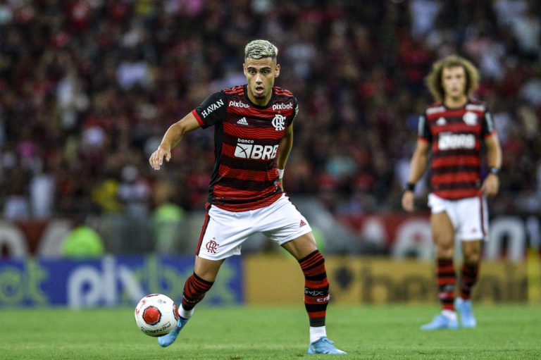 Paulo Sousa volta a defender Andreas Pereira: “Precisamos dar confiança”