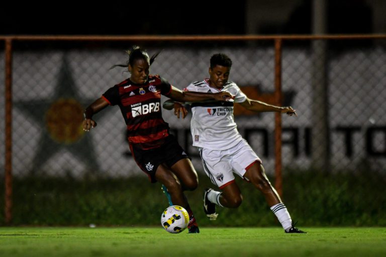 São Paulo sai na frente, mas cede empate para o Flamengo na estreia do Brasileirão feminino