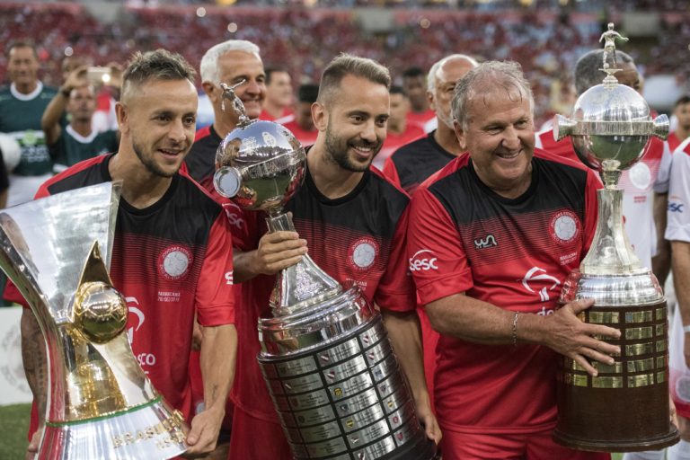 Zico doa renda do Jogo das Estrelas a cinco instituições: “Hoje é o dia do nosso propósito maior”