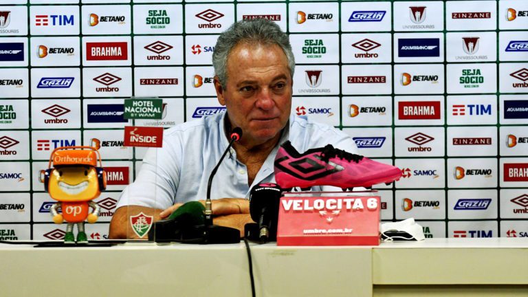 Abel Braga questiona críticas após vitória do Fluminense
