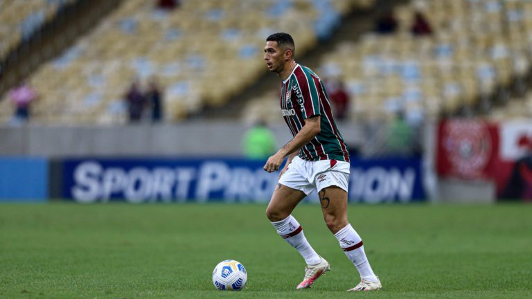 Danilo Barcelos, ex- Fluminense, é anunciado como novo reforço do Goiás