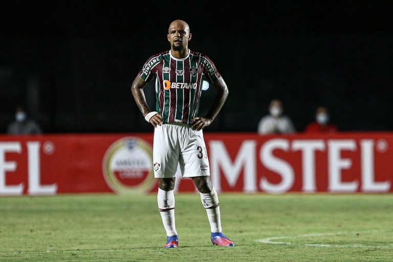 Felipe Melo prega cautela com sequência positiva do Fluminense