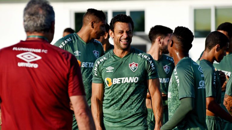 Fluminense paga salários de fevereiro antes da decisão do Carioca