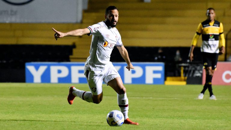 Yago ressalta importância de vitória na semi do Carioca após eliminação na Libertadores