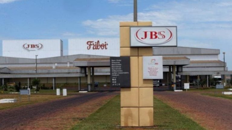 JBS vai produzir fertilizantes com sobras de carne