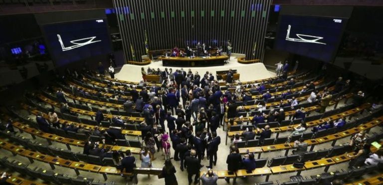 Brasília: Mulheres não precisam mais que marido autorize laqueadura