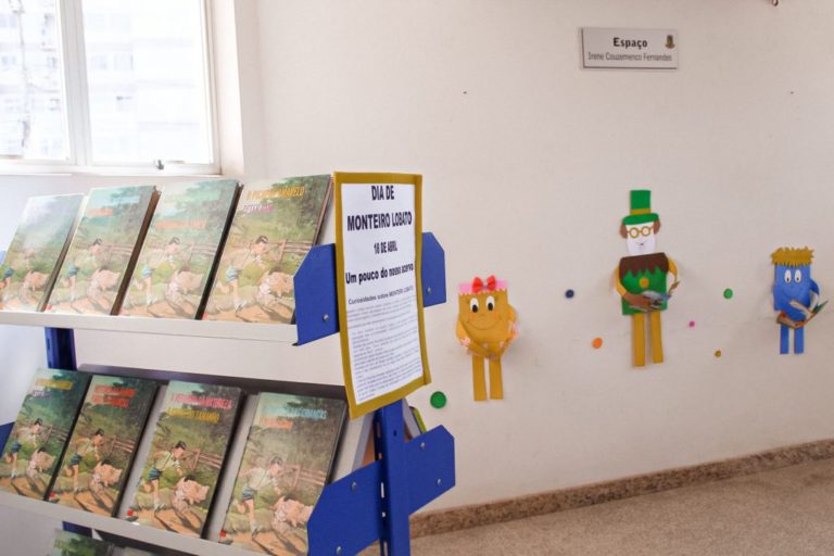 Biblioteca realiza exposição com obras de Monteiro Lobato e do Dia do Índio