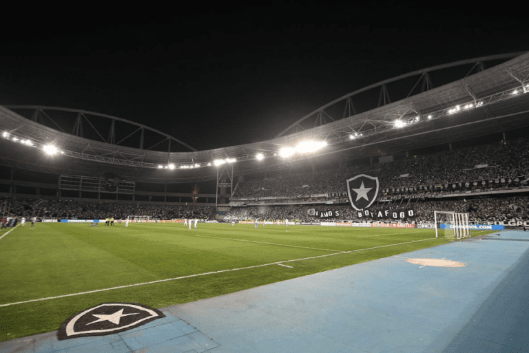 Botafogo antecipa venda de ingressos para estreia no Brasileiro contra o Corinthians