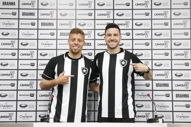 Botafogo apresenta os novos reforços Gustavo Sauer e Lucas Fernandes