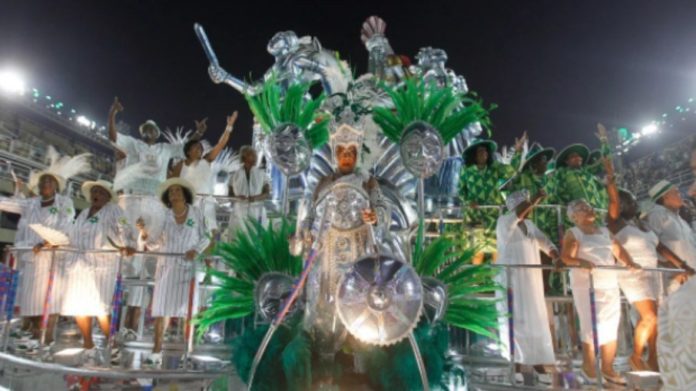 Império Serrano conquista Série Ouro