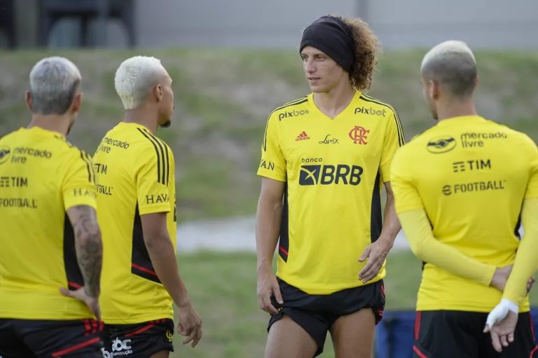 David Luiz, com problemas pessoais, será desfalque do Flamengo na Libertadores; veja relacionados