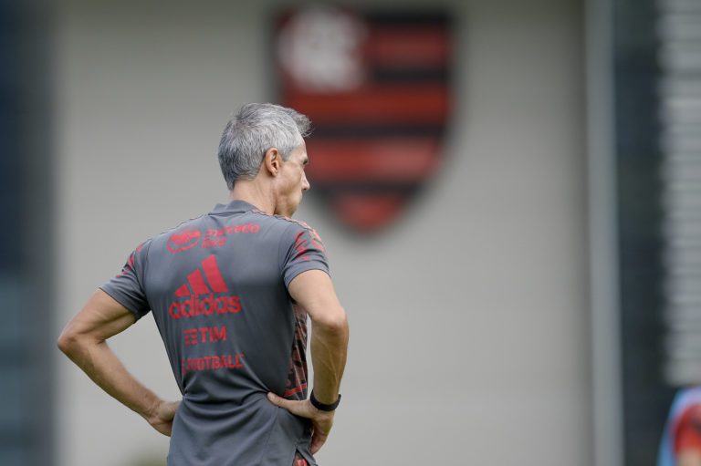 Diretoria do Flamengo cancela reunião com torcida